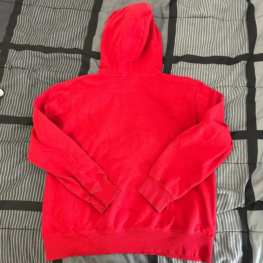 The North Face Men's Medium Hoodie Pullover Solid Red Big Logo Sweatshirt